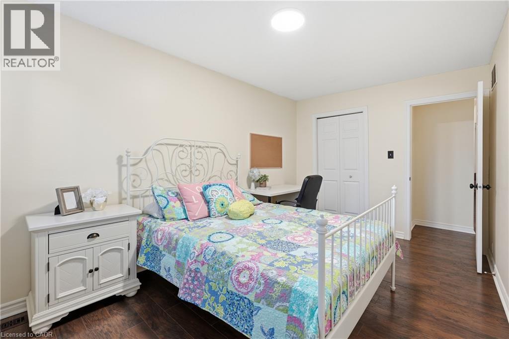 122 Vennio Lane, Hamilton, Ontario  L9B 2Y7 - Photo 22 - 40794500