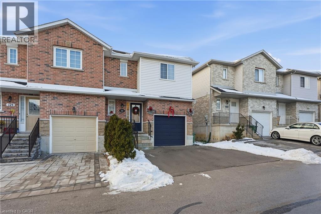 122 Vennio Lane, Hamilton, Ontario  L9B 2Y7 - Photo 3 - 40794500