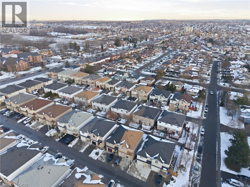 122 Vennio Lane, Hamilton, Ontario  L9B 2Y7 - Photo 47 - 40794500