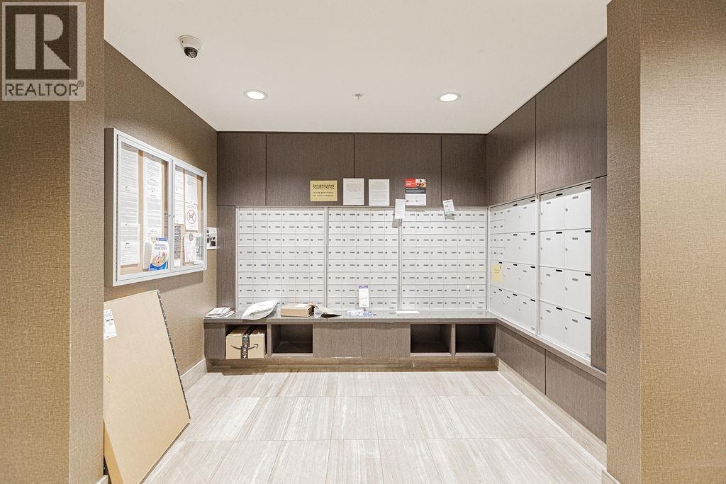 304 3096 Windsor Gate, Coquitlam, British Columbia V3B 0P4 - Photo 5 - R3073940