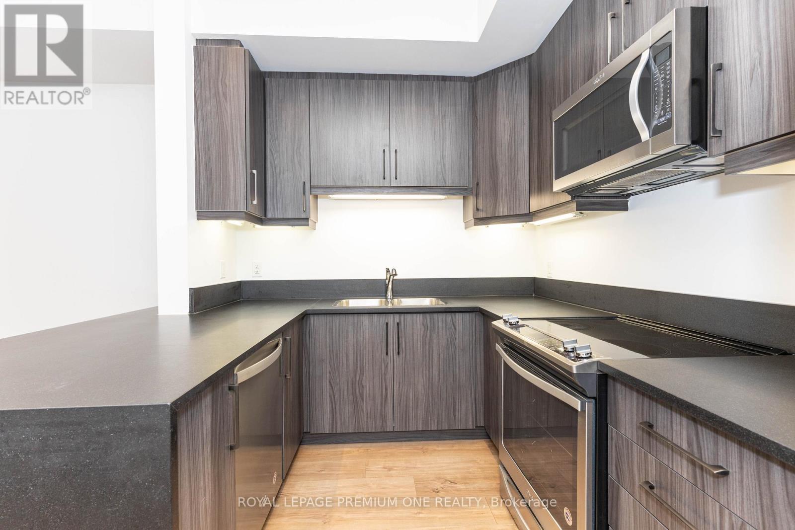 12 - 1145 Ossington Avenue, Toronto, Ontario  M6G 0A3 - Photo 12 - C12586450