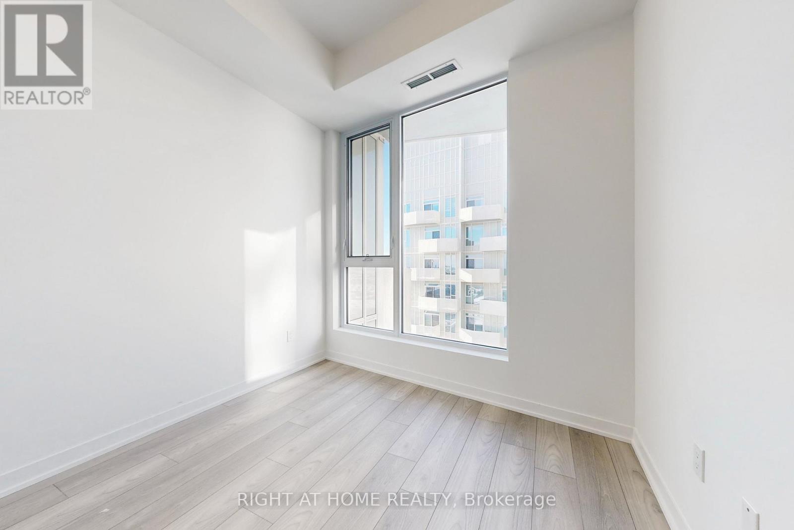 2501 - 474 Caldari Road, Vaughan, Ontario  L4K 0R5 - Photo 13 - N12641582