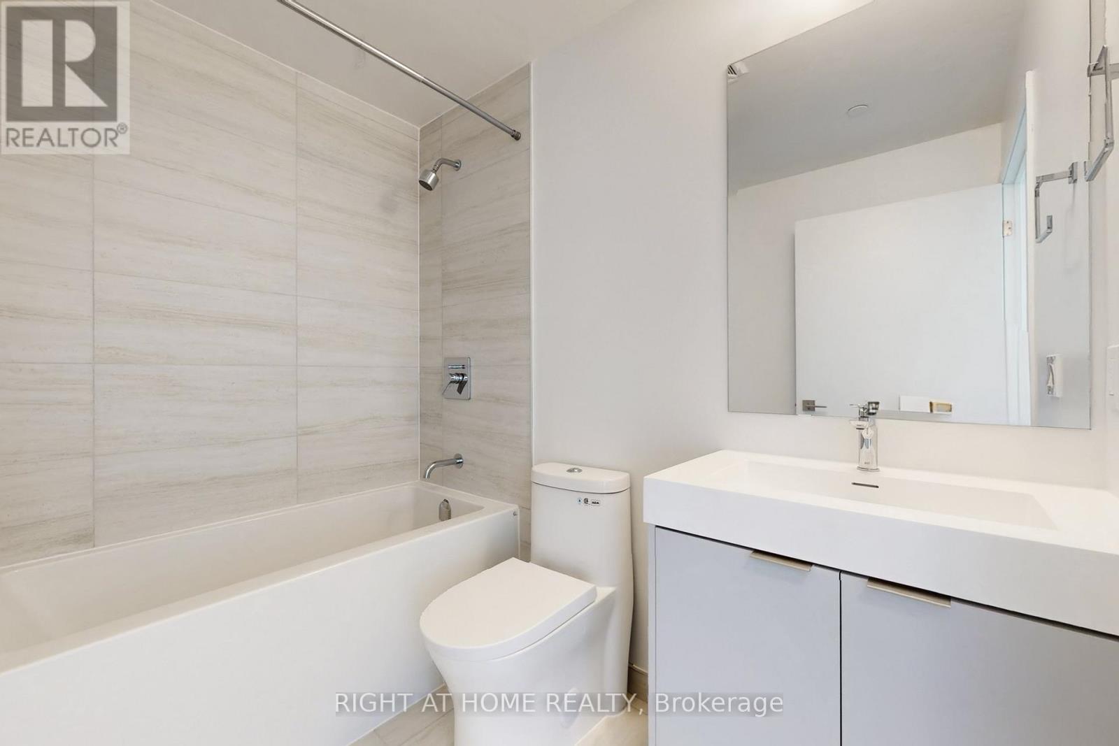 2501 - 474 Caldari Road, Vaughan, Ontario  L4K 0R5 - Photo 15 - N12641582