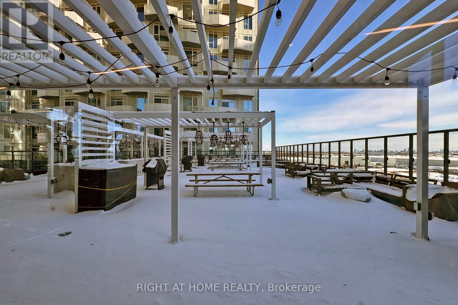 2501 - 474 Caldari Road, Vaughan, Ontario  L4K 0R5 - Photo 20 - N12641582