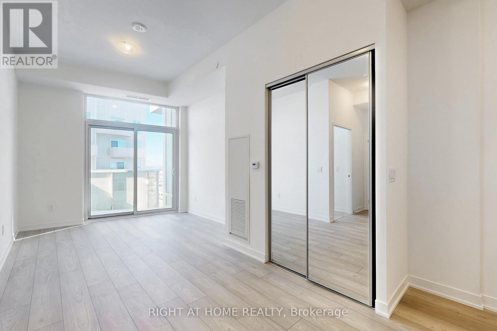 2501 - 474 Caldari Road, Vaughan, Ontario  L4K 0R5 - Photo 3 - N12641582