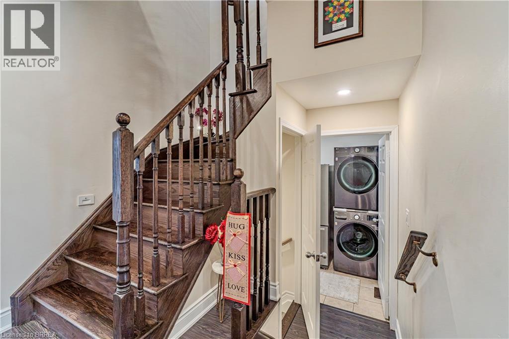 241 Thomas Avenue, Brantford, Ontario  N3S 0E1 - Photo 17 - 40794255