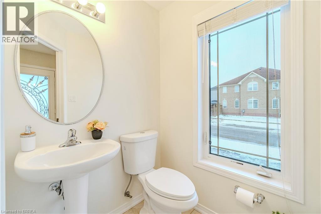 241 Thomas Avenue, Brantford, Ontario  N3S 0E1 - Photo 26 - 40794255