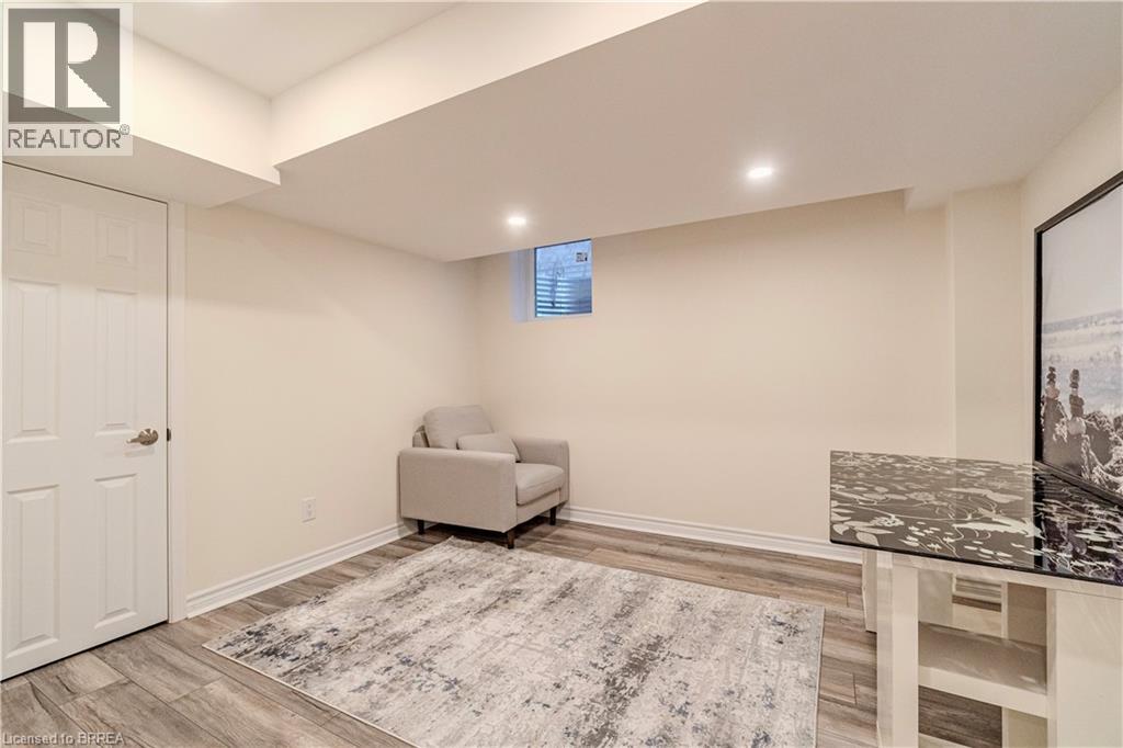 241 Thomas Avenue, Brantford, Ontario  N3S 0E1 - Photo 36 - 40794255