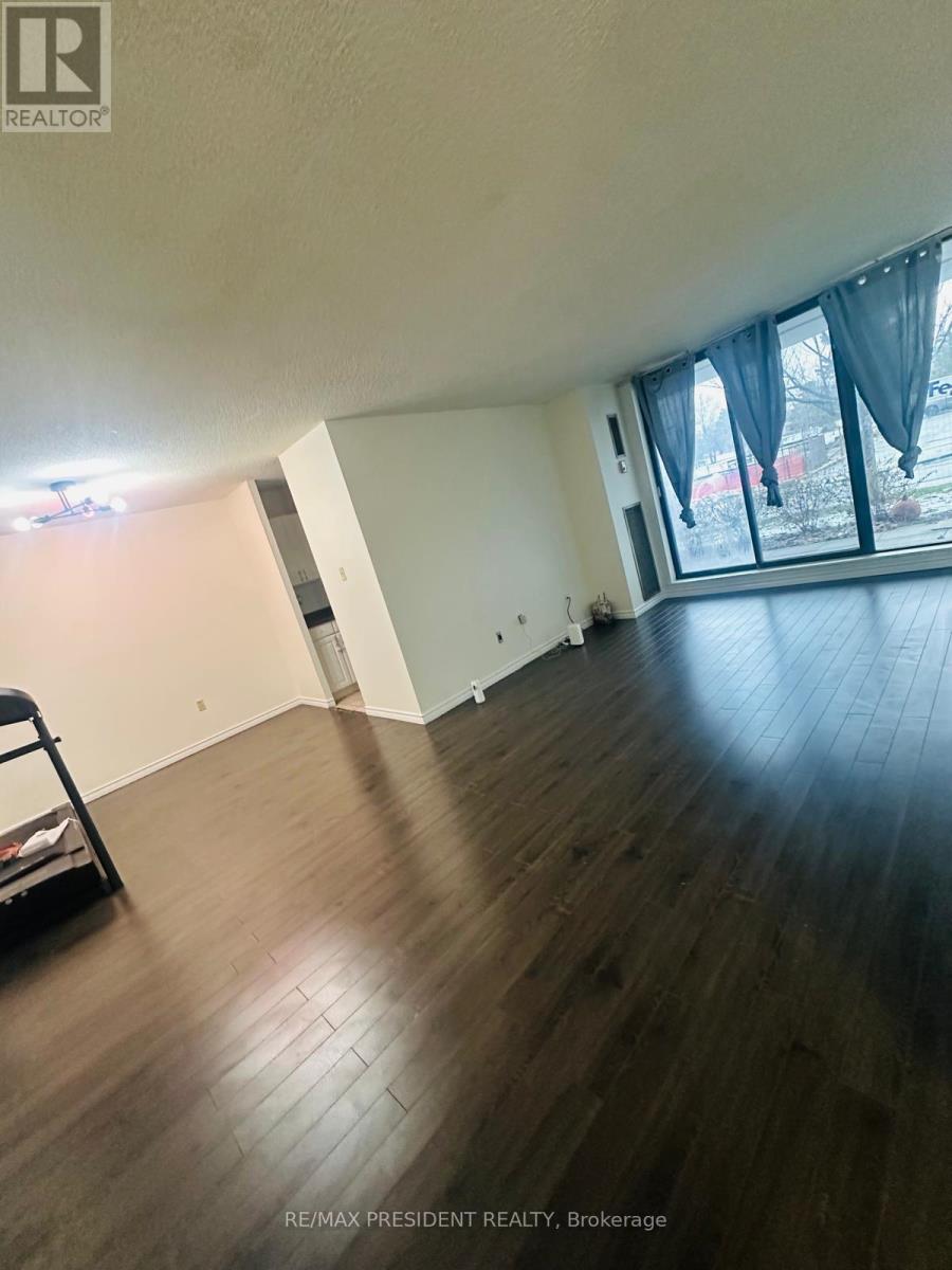 103 - 17 Knightsbridge Road, Brampton, Ontario  L6T 3X9 - Photo 6 - W12641556