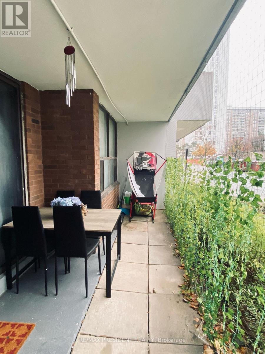 103 - 17 Knightsbridge Road, Brampton, Ontario  L6T 3X9 - Photo 8 - W12641556