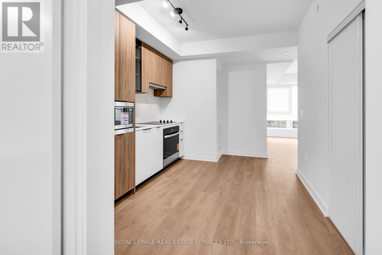 423 - 1037 The Queensway, Toronto, Ontario  M8Z 0H4 - Photo 11 - W12641564