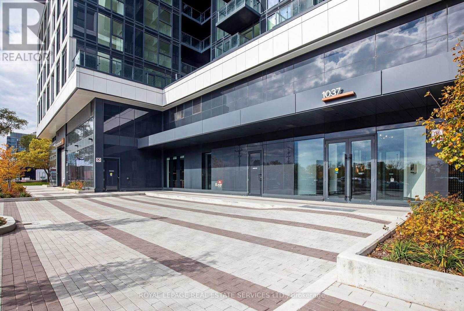 423 - 1037 The Queensway, Toronto, Ontario  M8Z 0H4 - Photo 3 - W12641564