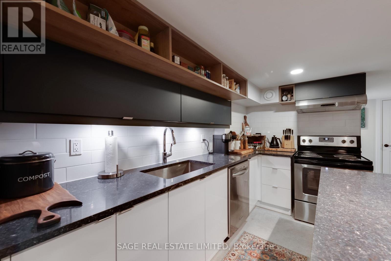 Lower - 57 Westmoreland Avenue, Toronto, Ontario  M6H 2Z8 - Photo 10 - W12641580