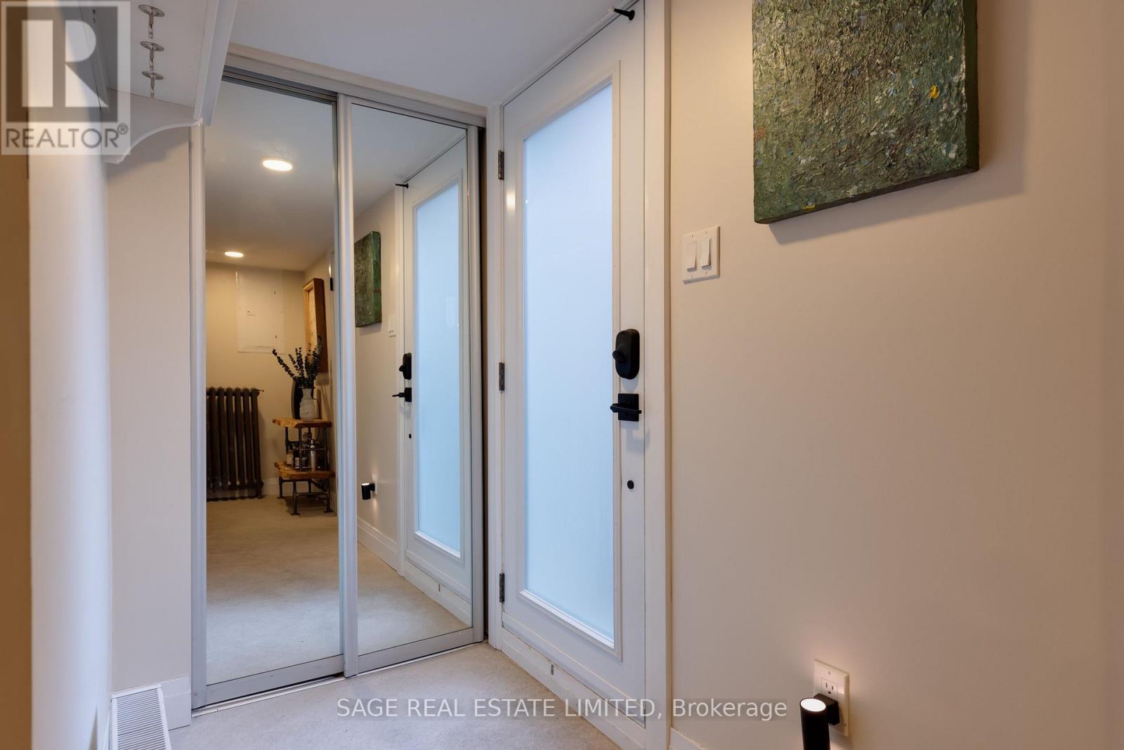 Lower - 57 Westmoreland Avenue, Toronto, Ontario  M6H 2Z8 - Photo 2 - W12641580