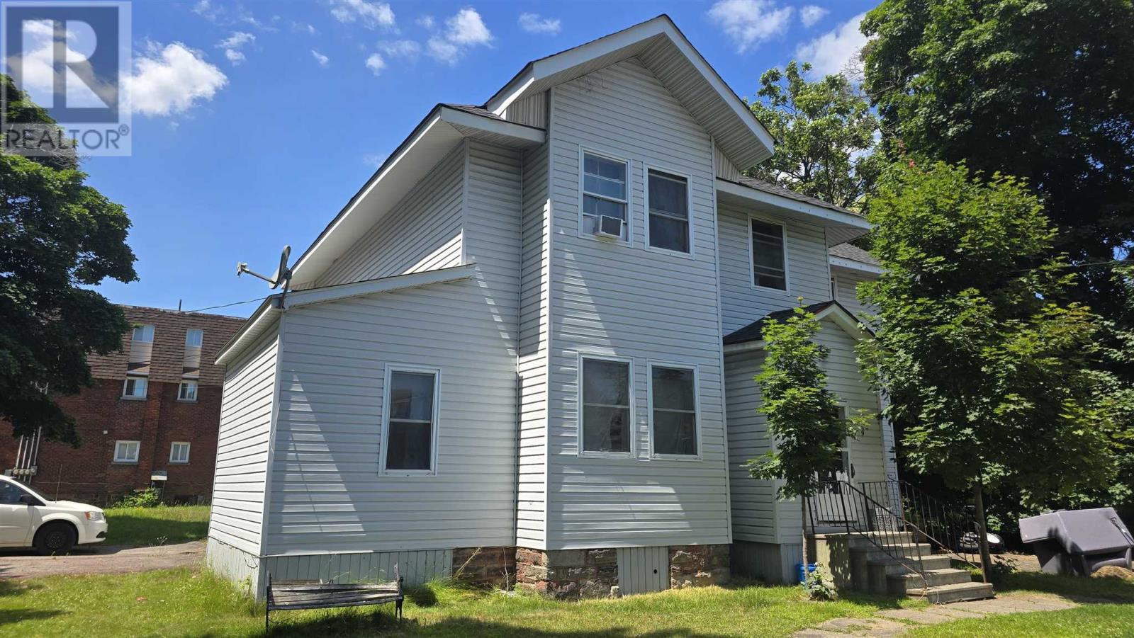 139 Church St, Sault Ste. Marie, Ontario  P6A 3H7 - Photo 4 - SM252972