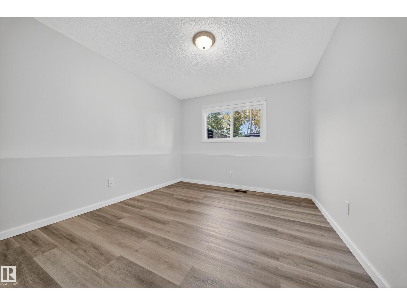 10313 150 St Nw, Edmonton, Alberta  T5P 1P6 - Photo 33 - E4461251