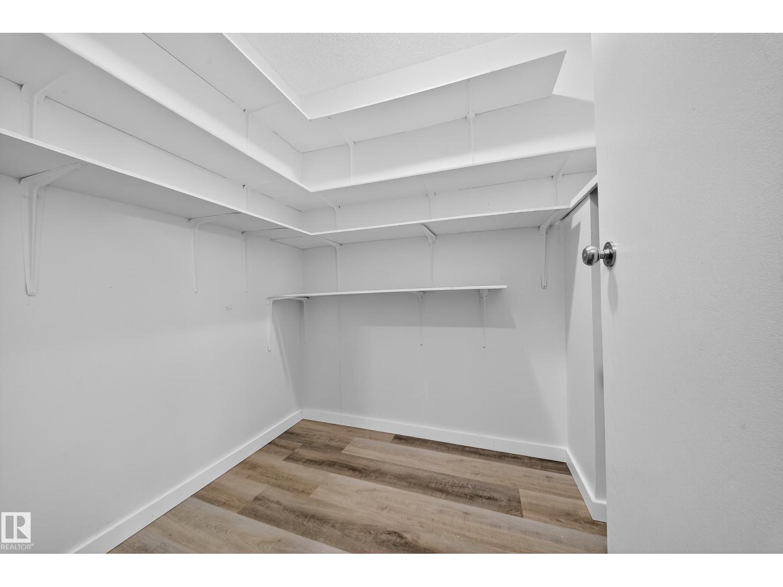 10313 150 St Nw, Edmonton, Alberta  T5P 1P6 - Photo 19 - E4461251