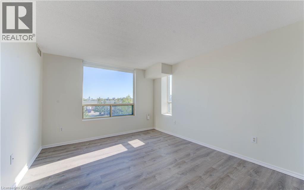 55 Blue Springs Drive Unit# 512, Waterloo, Ontario  N2J 4T3 - Photo 16 - 40774286