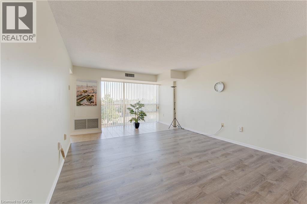 55 Blue Springs Drive Unit# 512, Waterloo, Ontario  N2J 4T3 - Photo 13 - 40774286