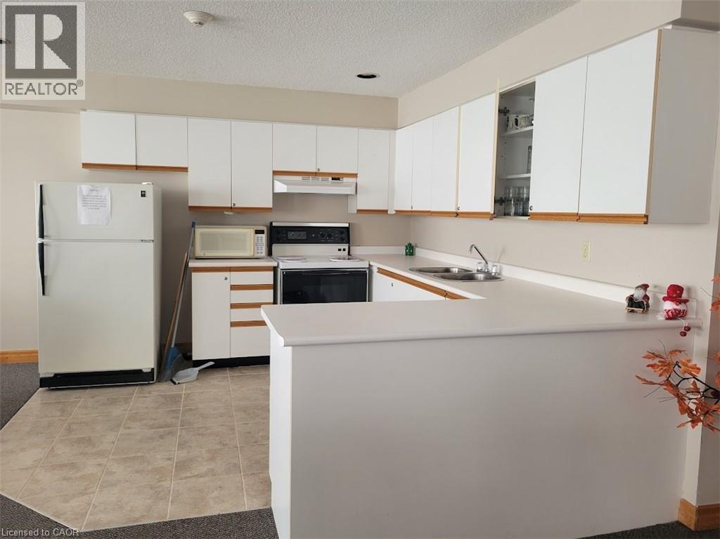 55 Blue Springs Drive Unit# 512, Waterloo, Ontario  N2J 4T3 - Photo 24 - 40774286