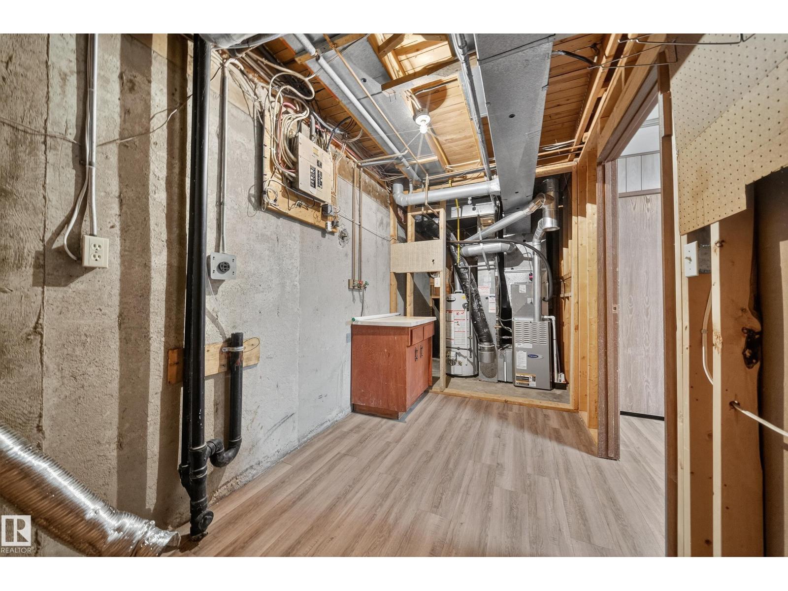 10313 150 St Nw, Edmonton, Alberta  T5P 1P6 - Photo 40 - E4461251