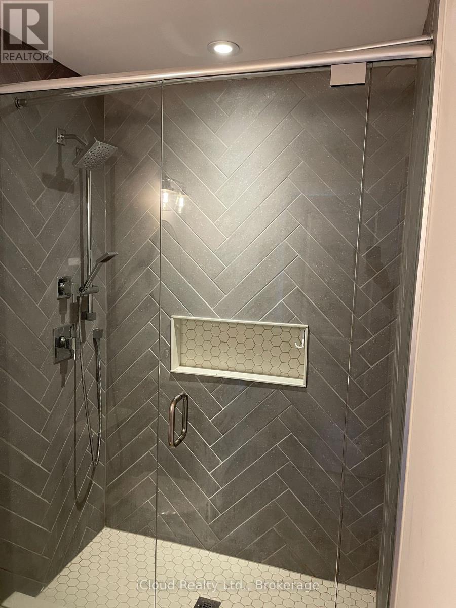 167 Forest Creek Drive, Kitchener, Ontario  N2R 0M1 - Photo 14 - X12641592