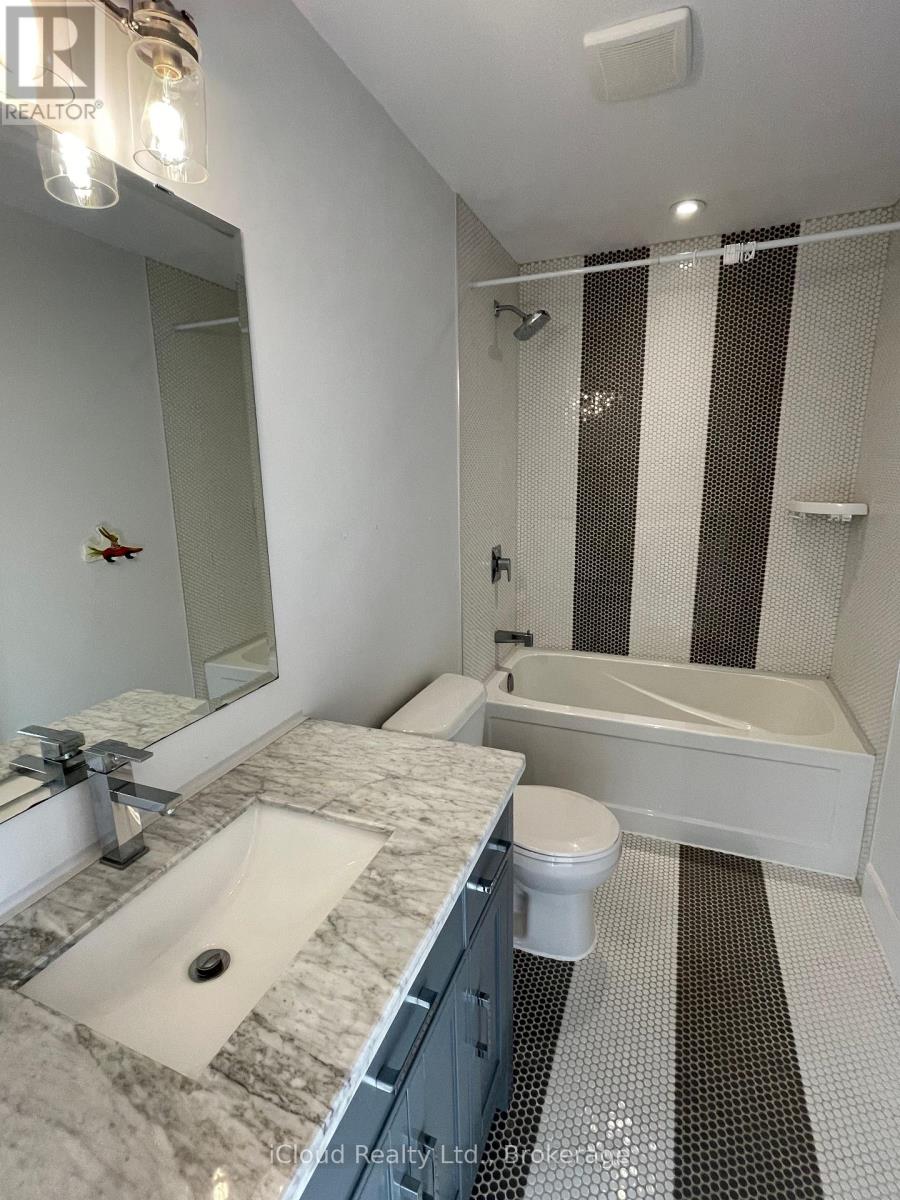 167 Forest Creek Drive, Kitchener, Ontario  N2R 0M1 - Photo 18 - X12641592