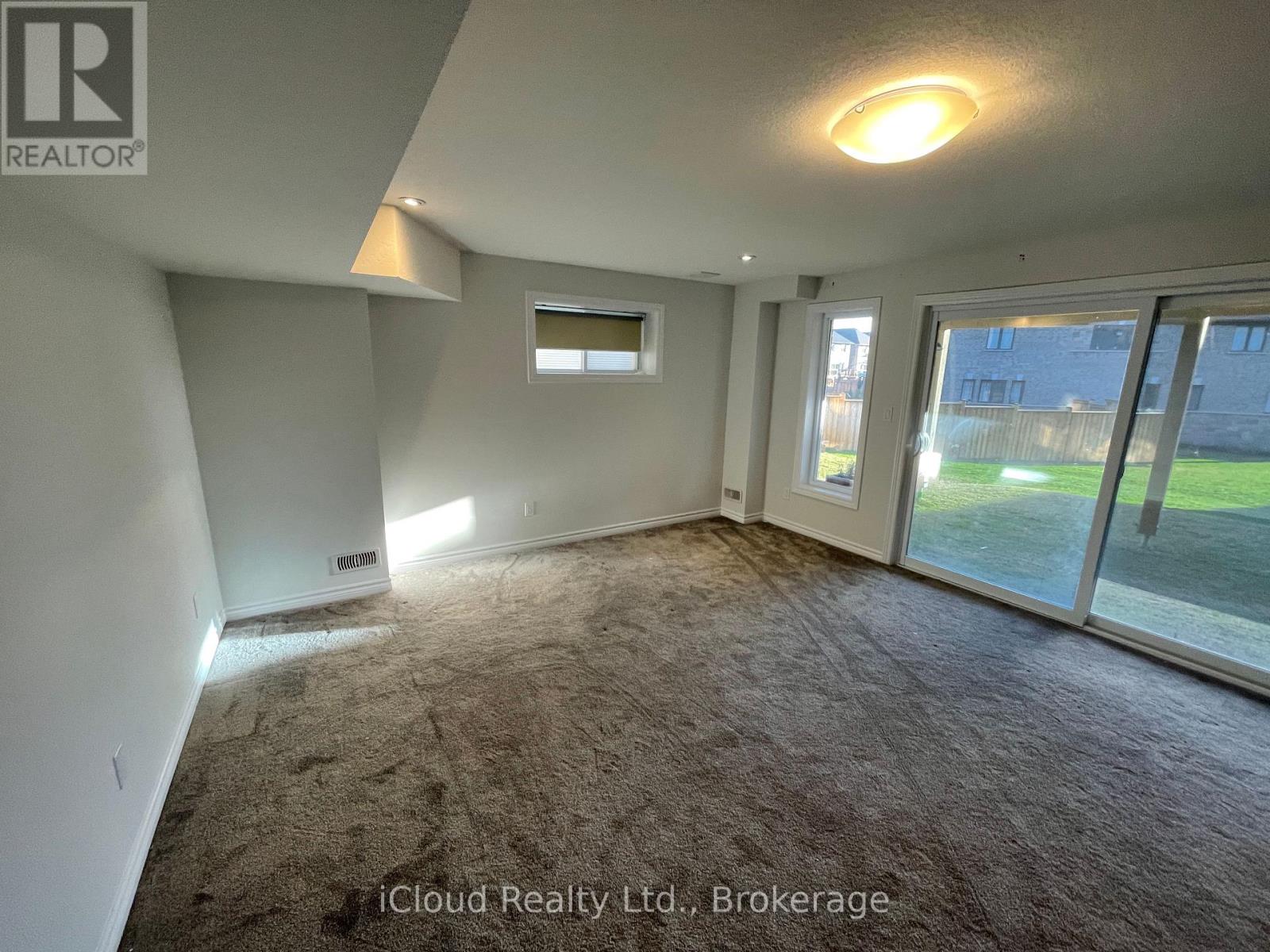 167 Forest Creek Drive, Kitchener, Ontario  N2R 0M1 - Photo 23 - X12641592