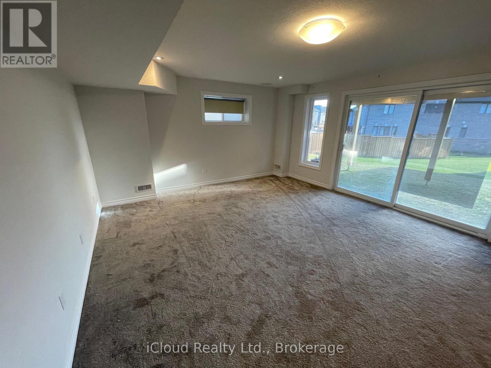 167 Forest Creek Drive, Kitchener, Ontario  N2R 0M1 - Photo 25 - X12641592