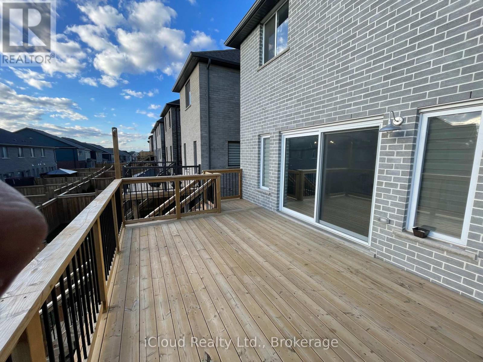 167 Forest Creek Drive, Kitchener, Ontario  N2R 0M1 - Photo 27 - X12641592