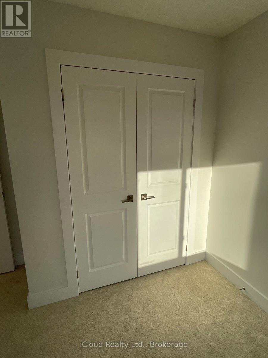 167 Forest Creek Drive, Kitchener, Ontario  N2R 0M1 - Photo 9 - X12641592