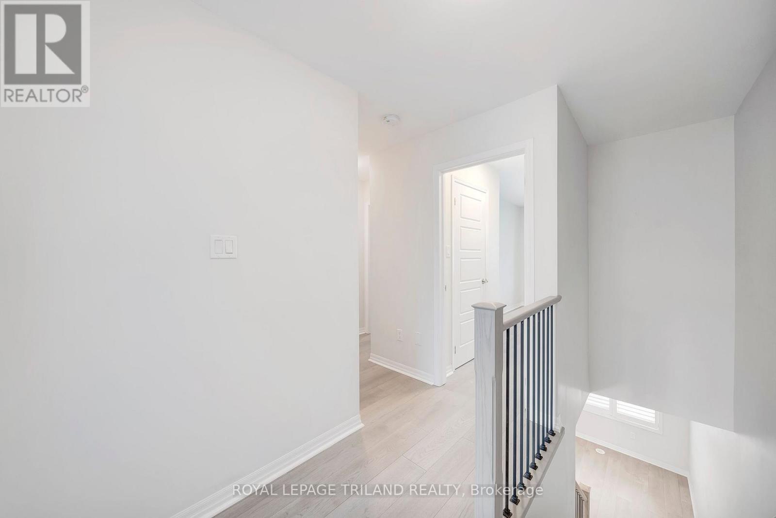 244 Ellen Davidson Drive, Oakville, Ontario  L6M 0V2 - Photo 21 - W12641702