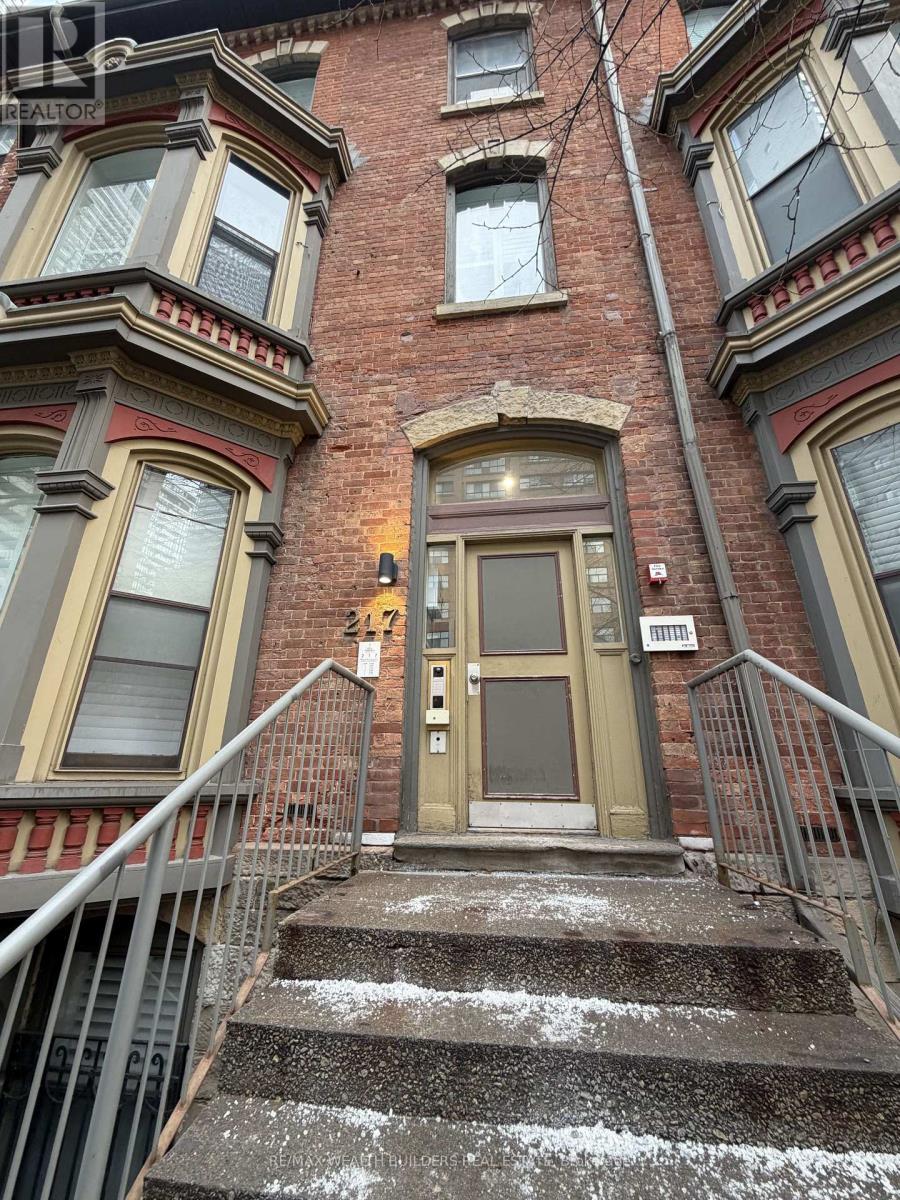 3 - 217 JARVIS STREET, Toronto, Ontario