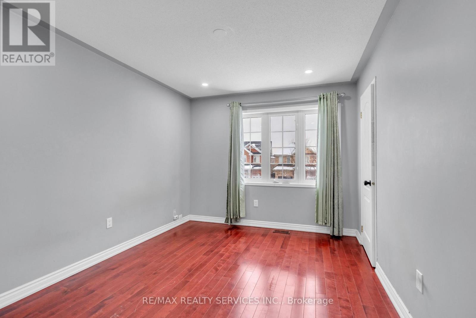 108 Beavervalley Drive, Brampton, Ontario  L7A 3W6 - Photo 14 - W12635740