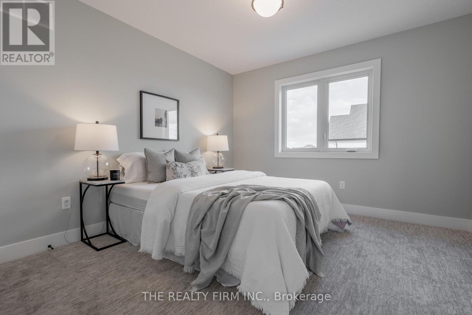 158 Harvest Lane, Thames Centre, Ontario  N0L 1G2 - Photo 17 - X12641688