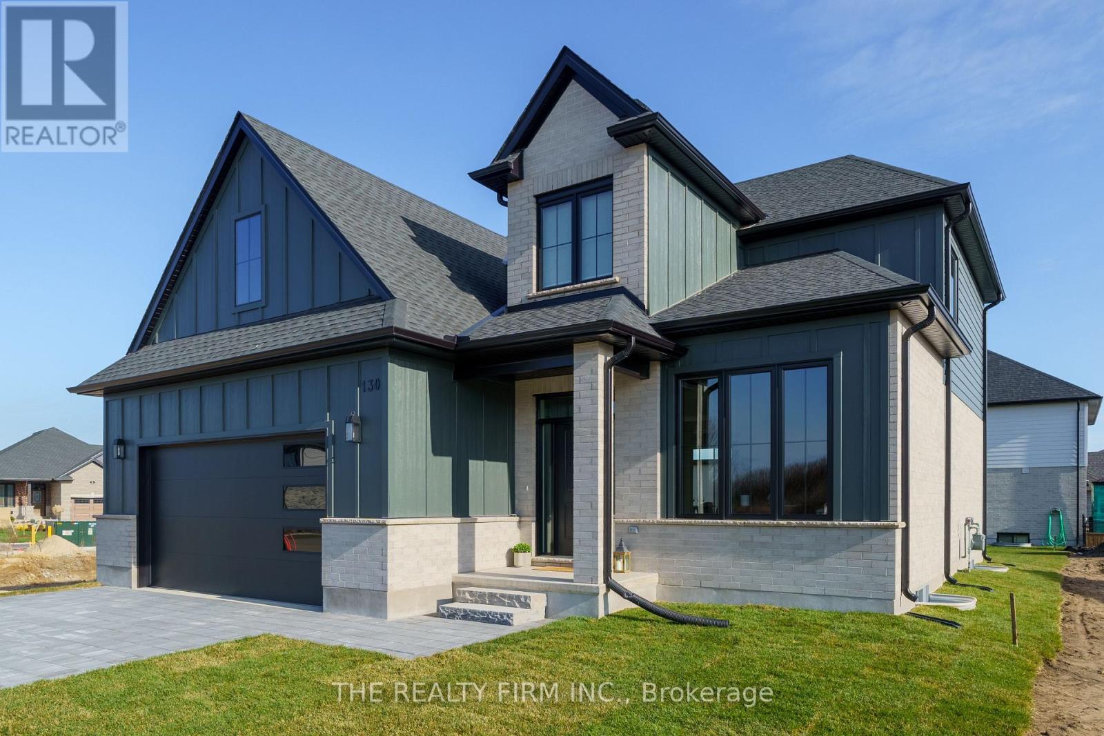 158 Harvest Lane, Thames Centre, Ontario  N0L 1G2 - Photo 2 - X12641688