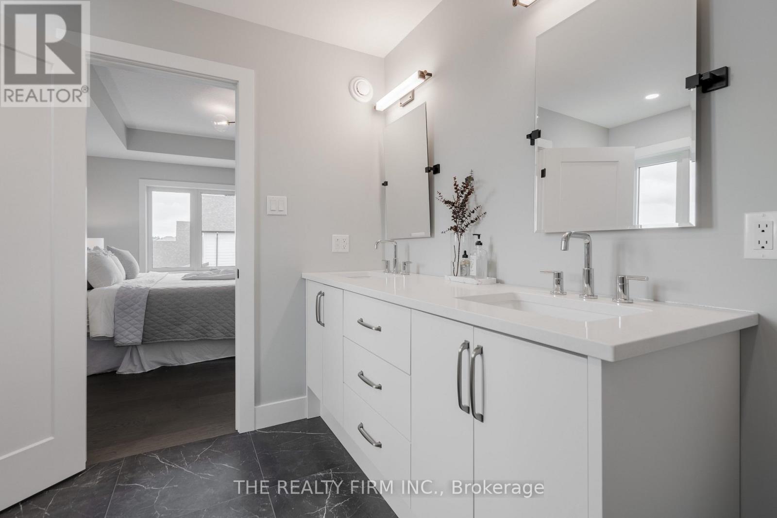 158 Harvest Lane, Thames Centre, Ontario  N0L 1G2 - Photo 25 - X12641688