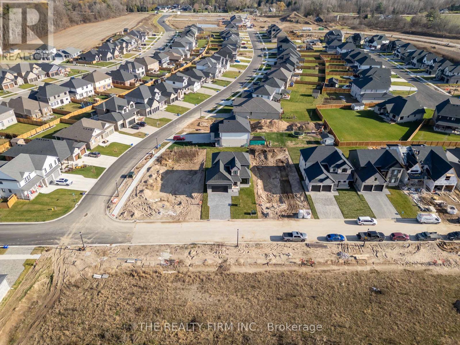 158 Harvest Lane, Thames Centre, Ontario  N0L 1G2 - Photo 27 - X12641688