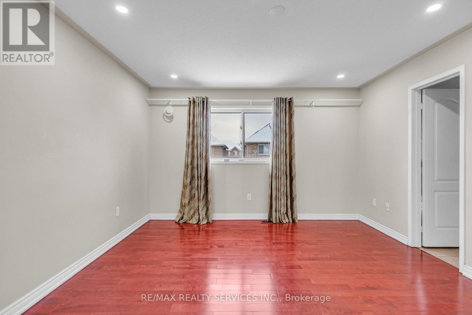 108 Beavervalley Drive, Brampton, Ontario  L7A 3W6 - Photo 19 - W12635740