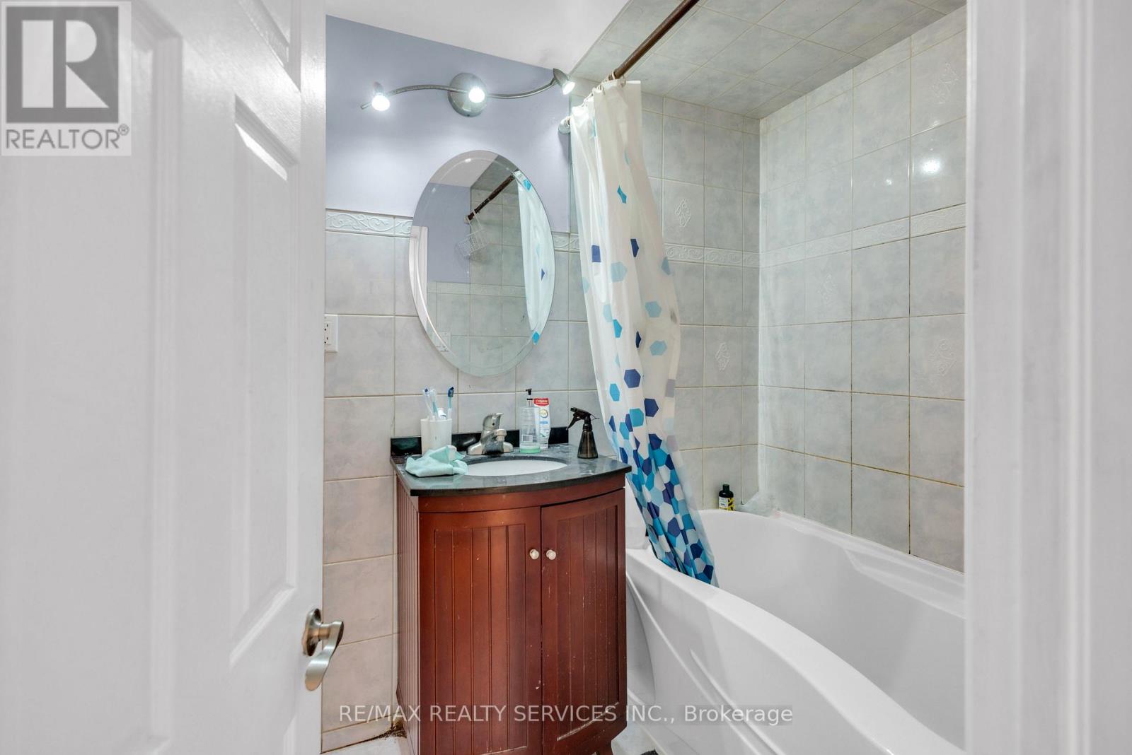 108 Beavervalley Drive, Brampton, Ontario  L7A 3W6 - Photo 28 - W12635740