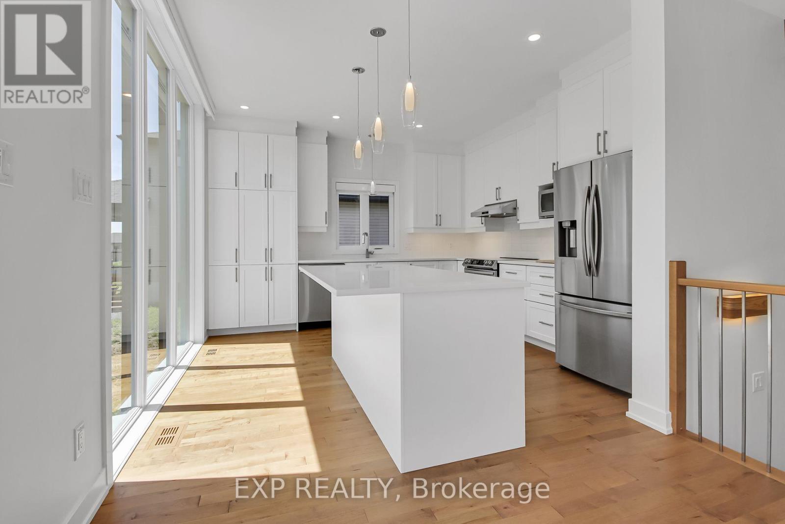 513 Barrage Street, Casselman, Ontario  K0A 1M0 - Photo 7 - X12641644