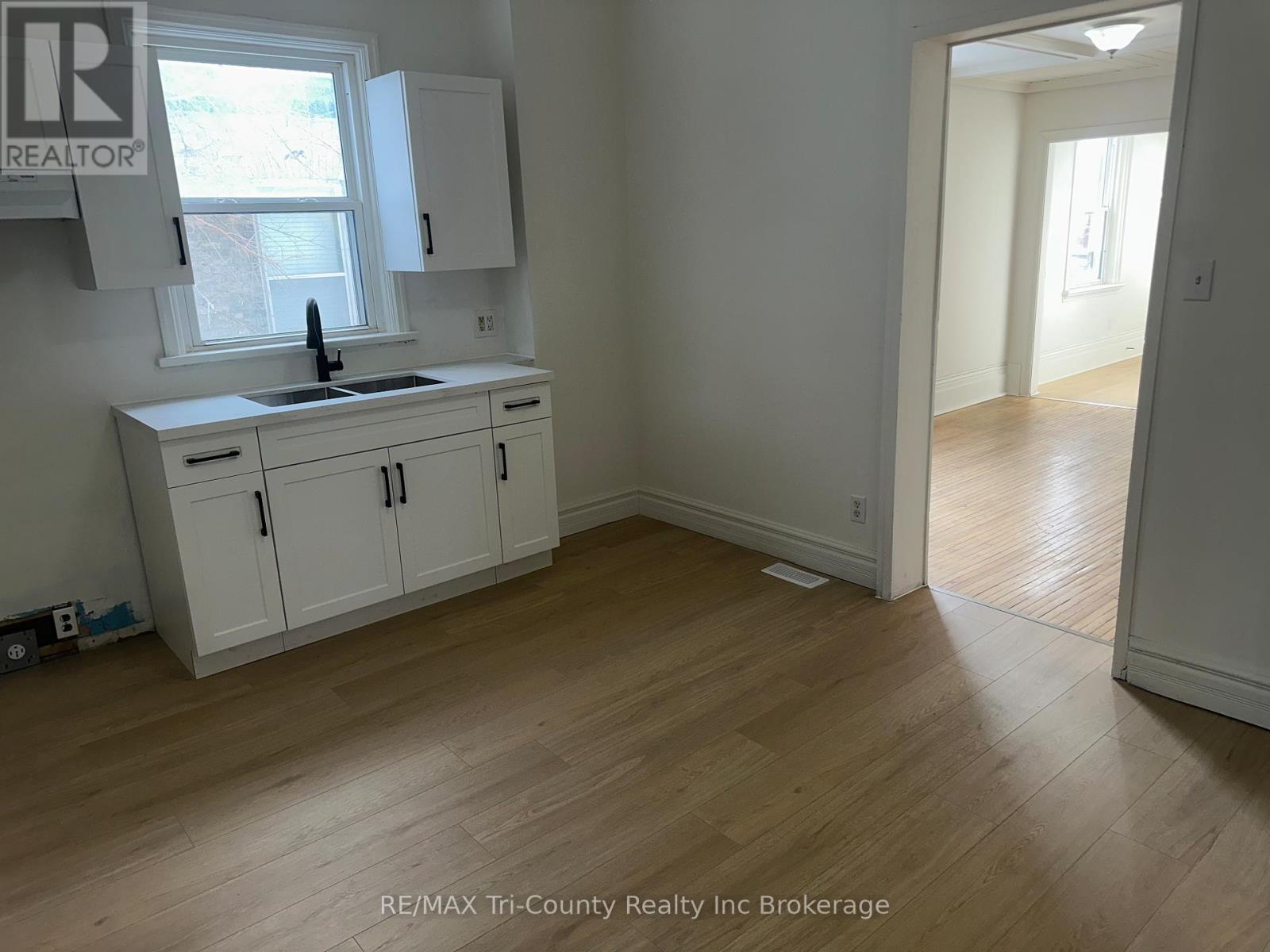 358 Glebe Street E, London East, Ontario  N5W 3T1 - Photo 11 - X12641652