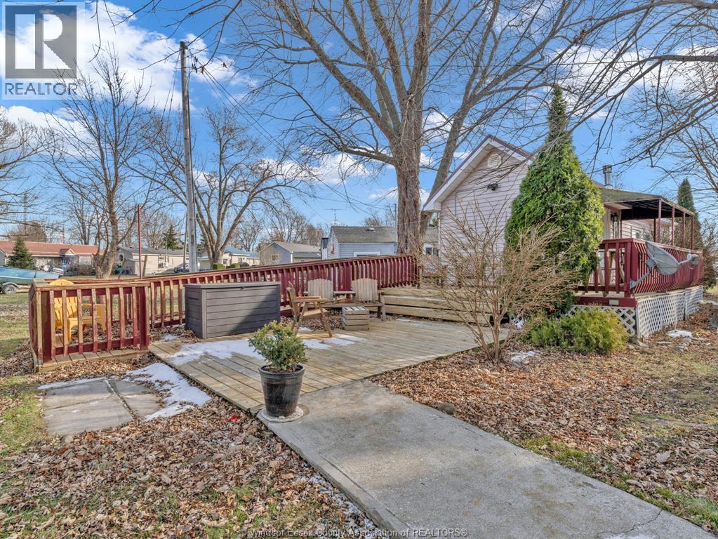 159 Ambassador Beach Road, Colchester, Ontario N0R 1G0 - Photo 23 - 25031856