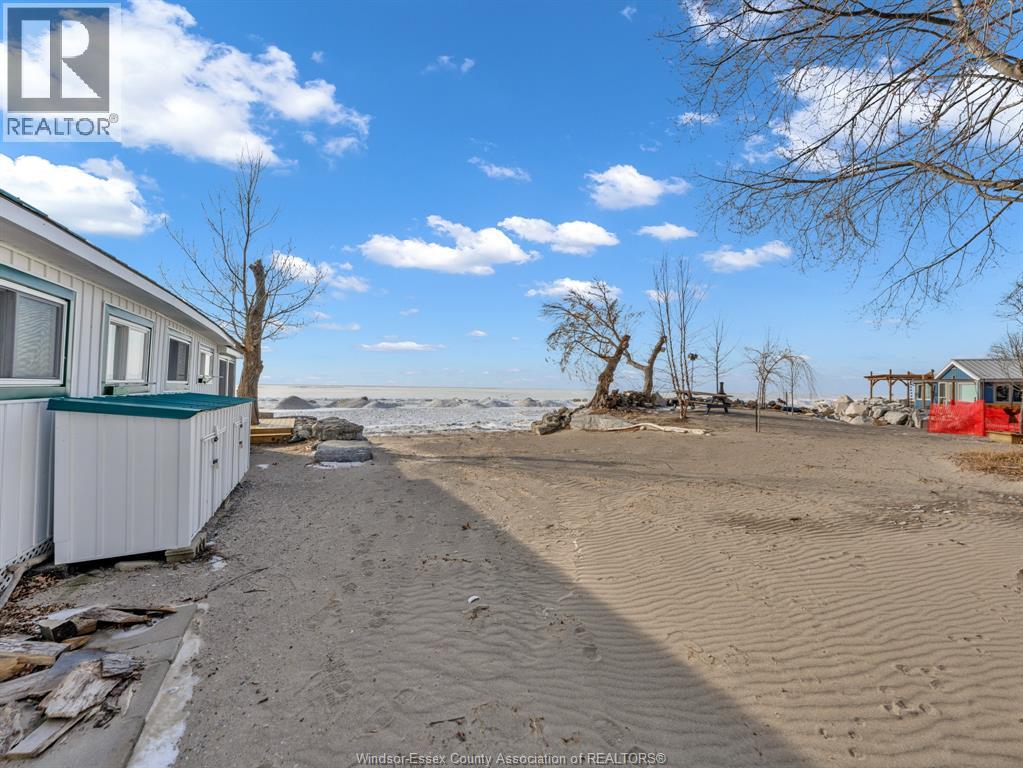 159 Ambassador Beach Road, Colchester, Ontario N0R 1G0 - Photo 26 - 25031856