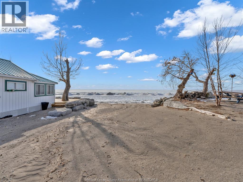 159 Ambassador Beach Road, Colchester, Ontario N0R 1G0 - Photo 27 - 25031856