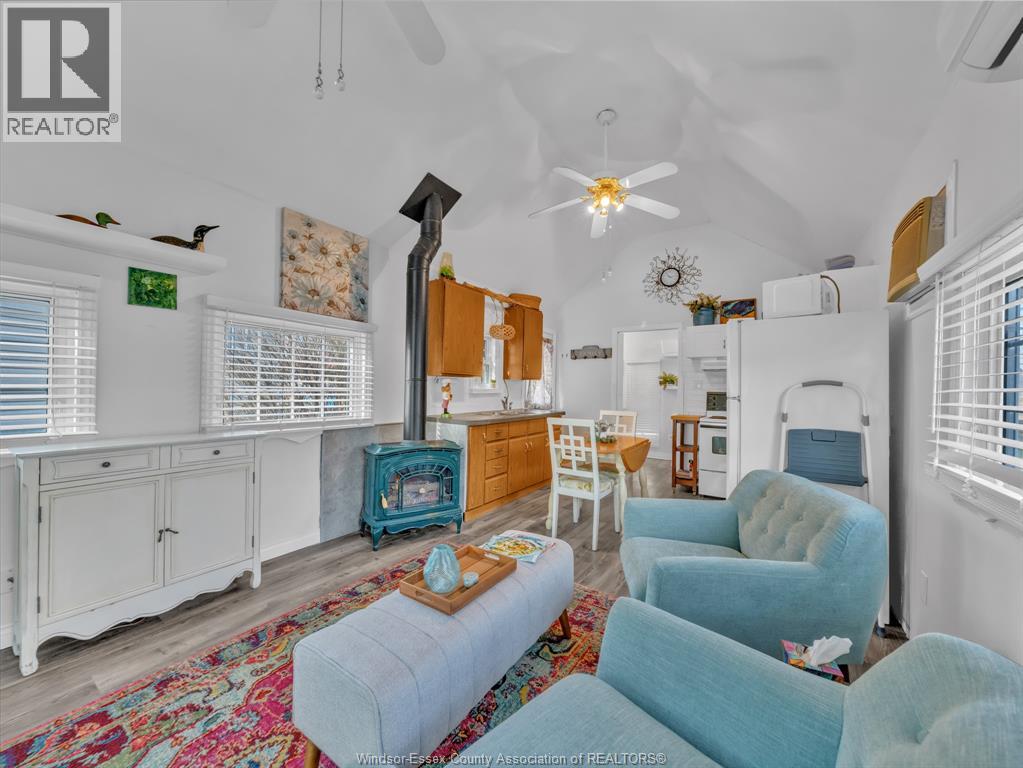 159 Ambassador Beach Road, Colchester, Ontario N0R 1G0 - Photo 5 - 25031856