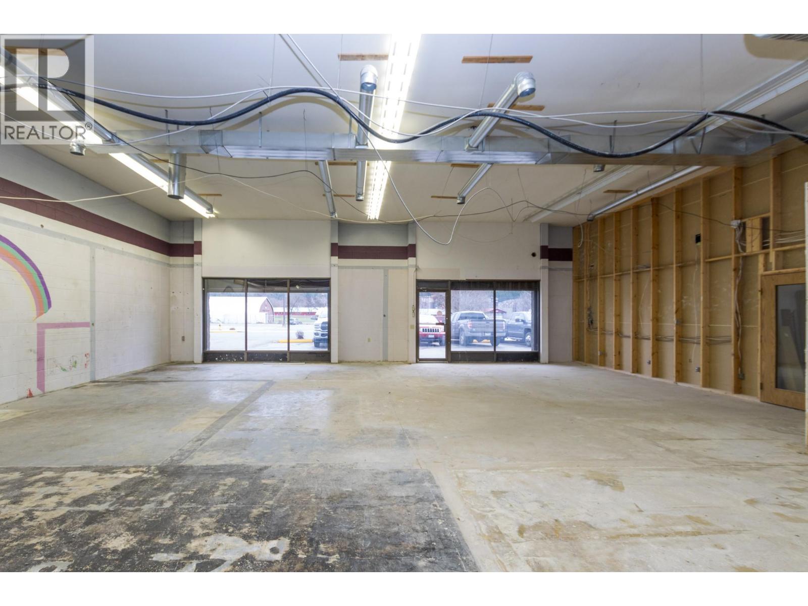 471 5 Street Sw Unit# 3, Salmon Arm, British Columbia  V1E 1S9 - Photo 4 - 10371214