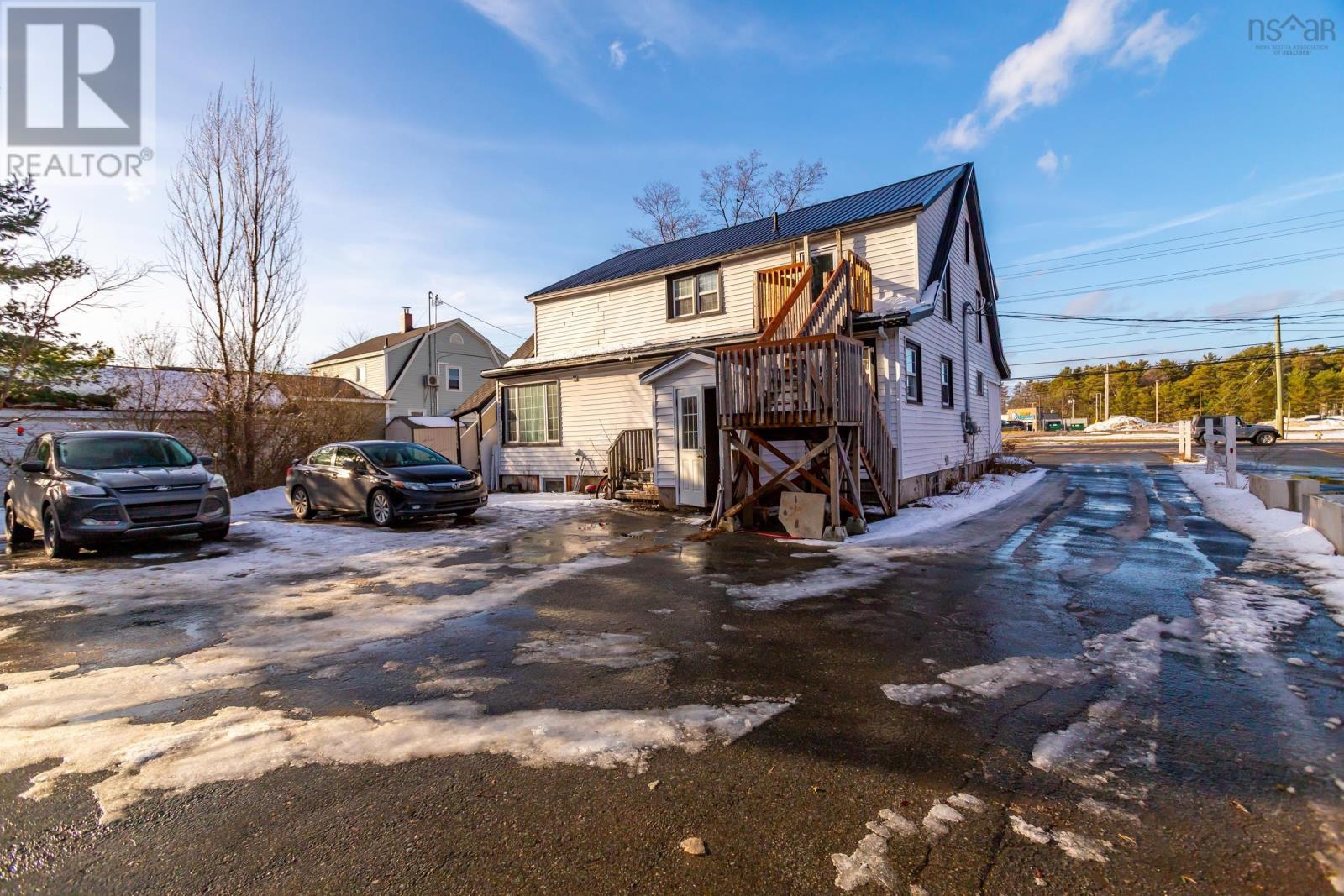 752 Central Avenue, Greenwood, Nova Scotia  B0P 1N0 - Photo 5 - 202529568