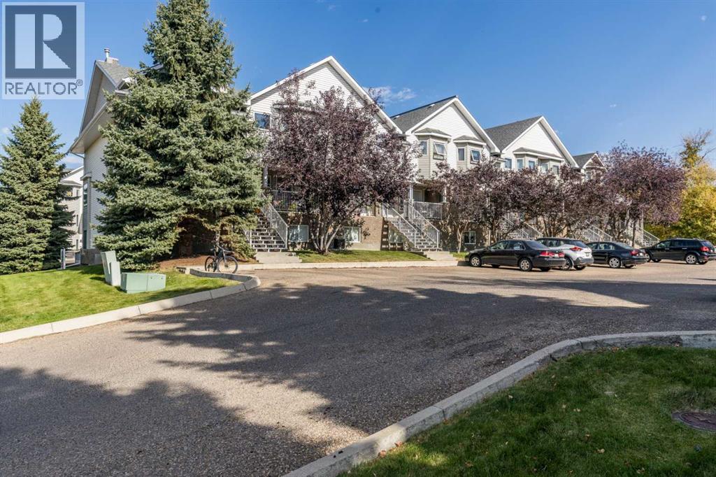 321 Washington Way Se, Medicine Hat, Alberta  T1A 8T9 - Photo 2 - A2260459