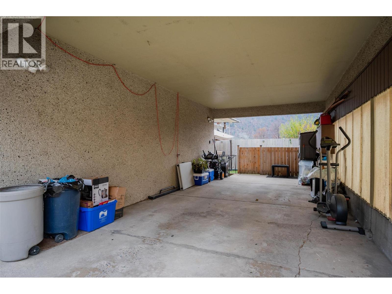 3690 Carnation Drive, Trail, British Columbia  V1R 2W6 - Photo 33 - 10371309